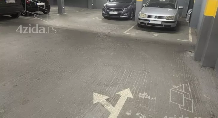 Garaža/Parking | 4zida