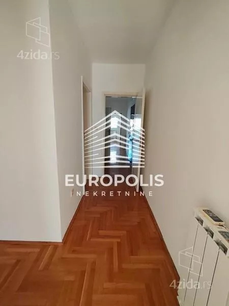 Kancelarija | 4zida