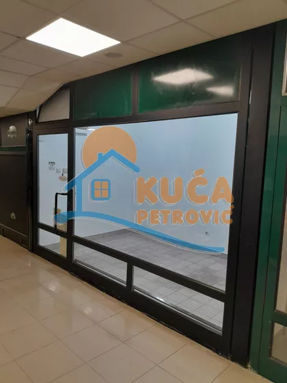 Obrenovićeva | 4zida.rs