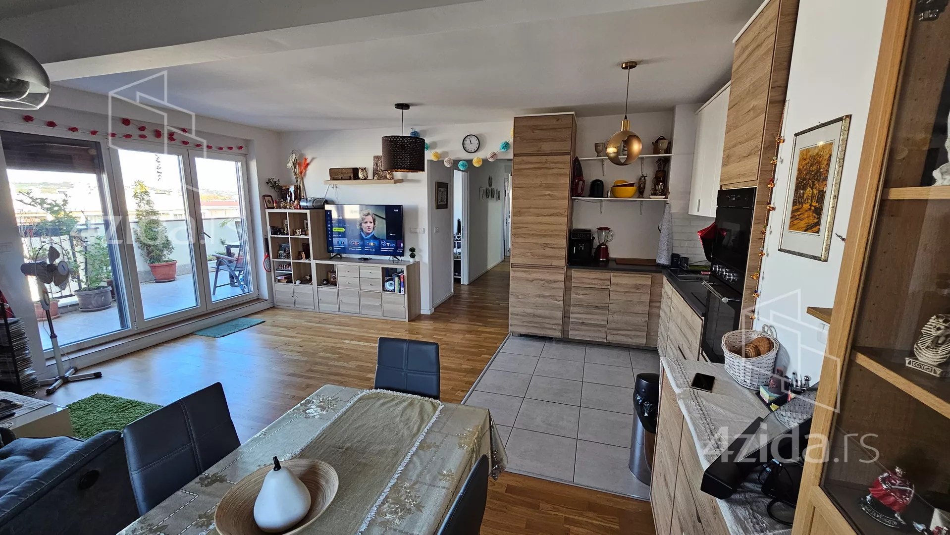 Četvorosoban stan | 4zida