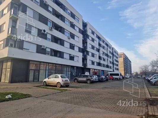 Poslovni prostor | 4zida