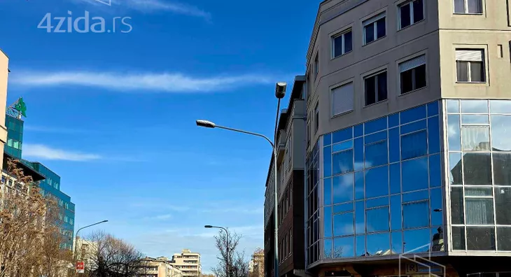 Poslovni prostor | 4zida