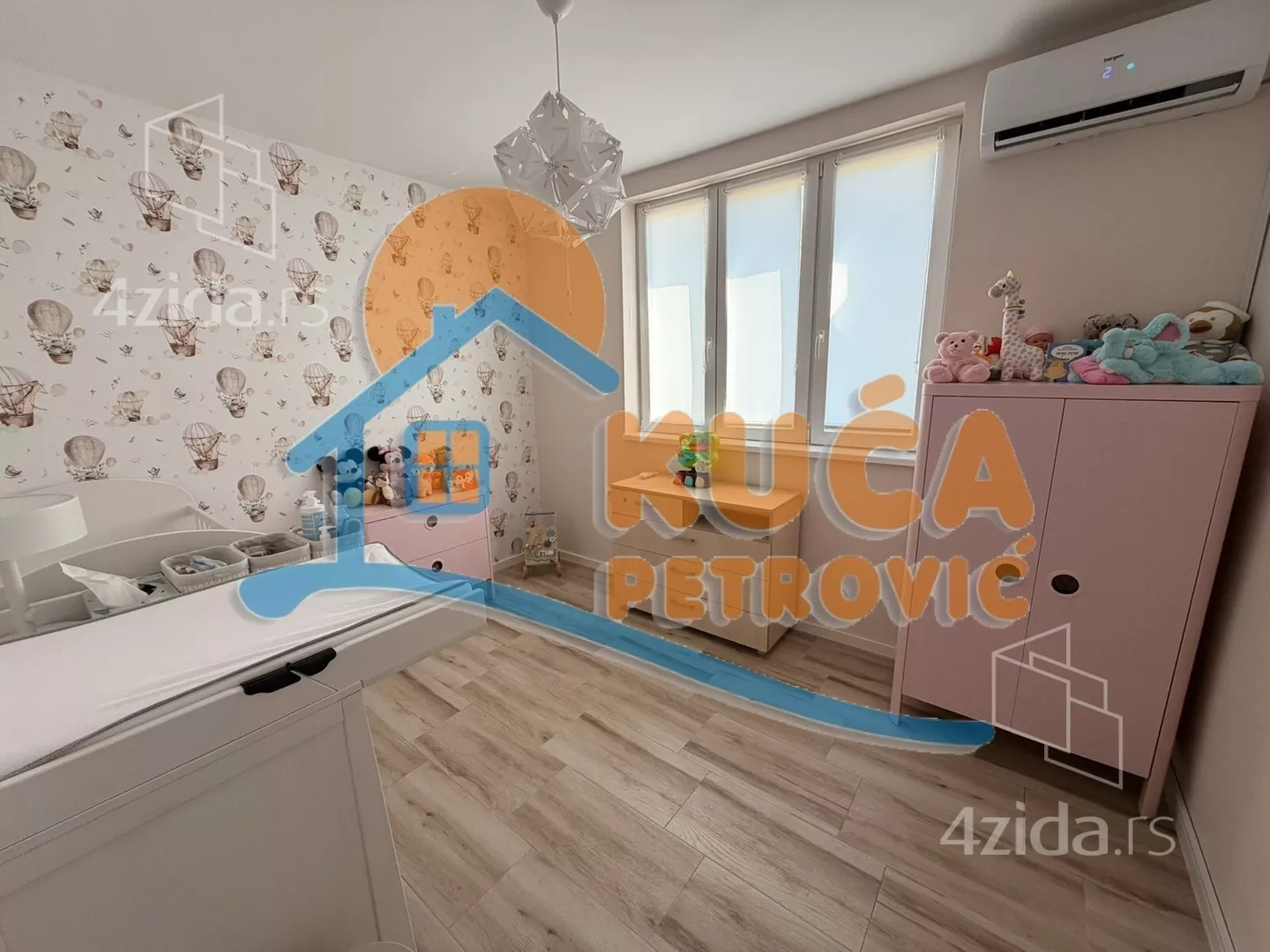 Troiposoban stan | 4zida