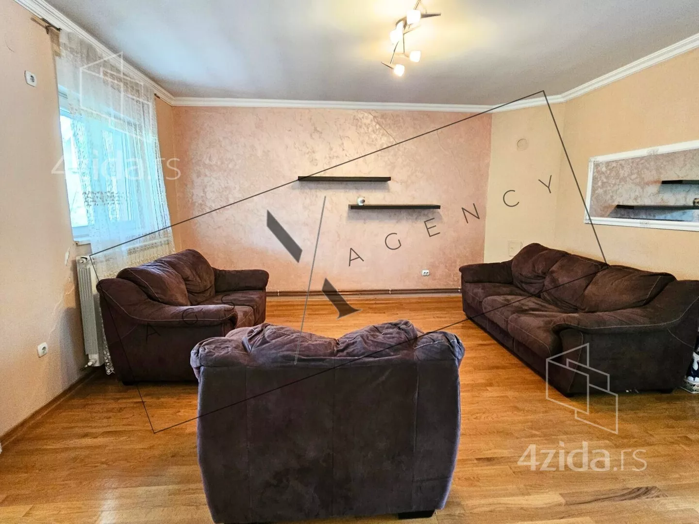 3-etažna kuća | 4zida