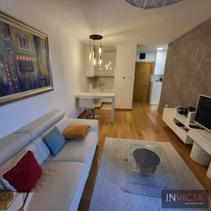 Stari Grad | 4zida.rs