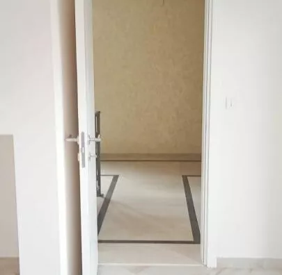 Sedmosoban stan | 4zida