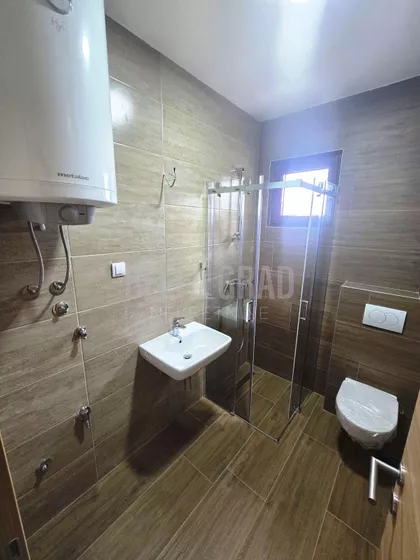 Belog narcisa | 4zida.rs