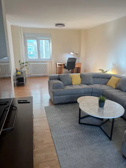 Jurija Gagarina 172 | 4zida.rs