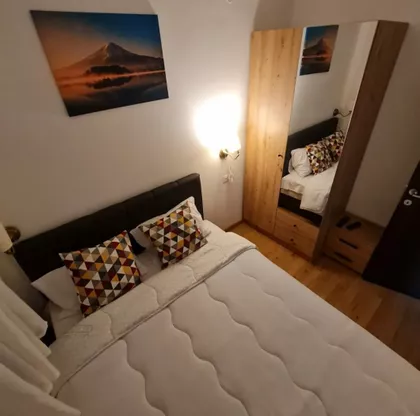 Kiridžijska 72a | 4zida.rs