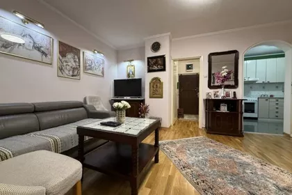 Vladimira Tomanovića | 4zida.rs