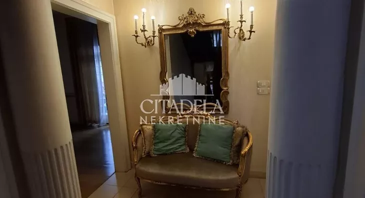 4-etažna kuća | 4zida