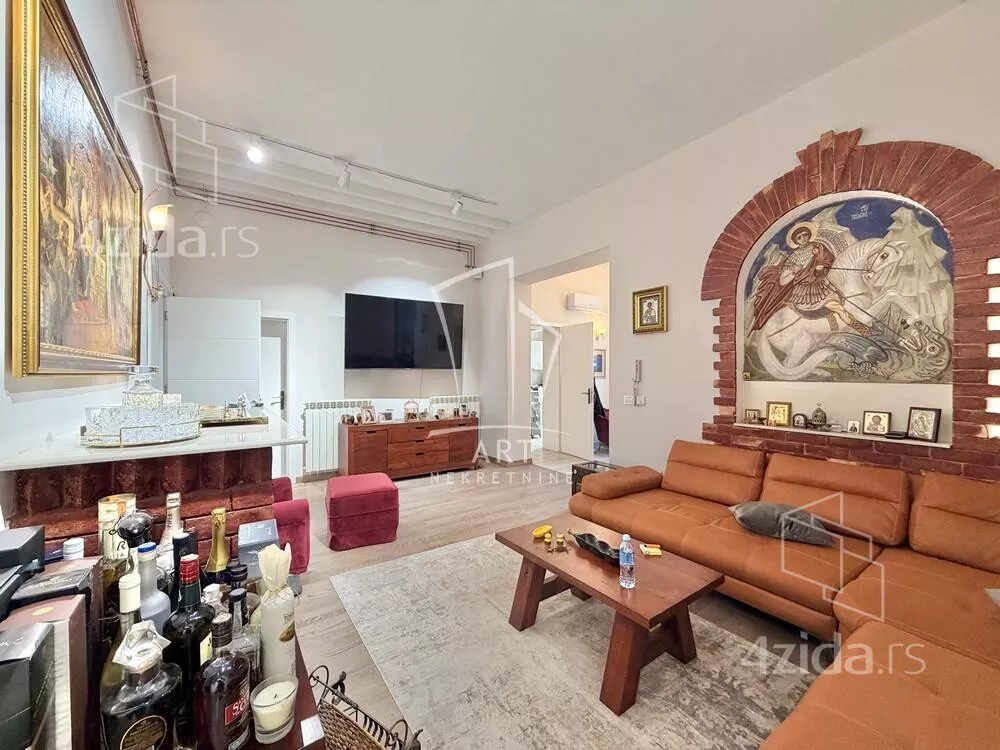 Petoiposoban stan | 4zida