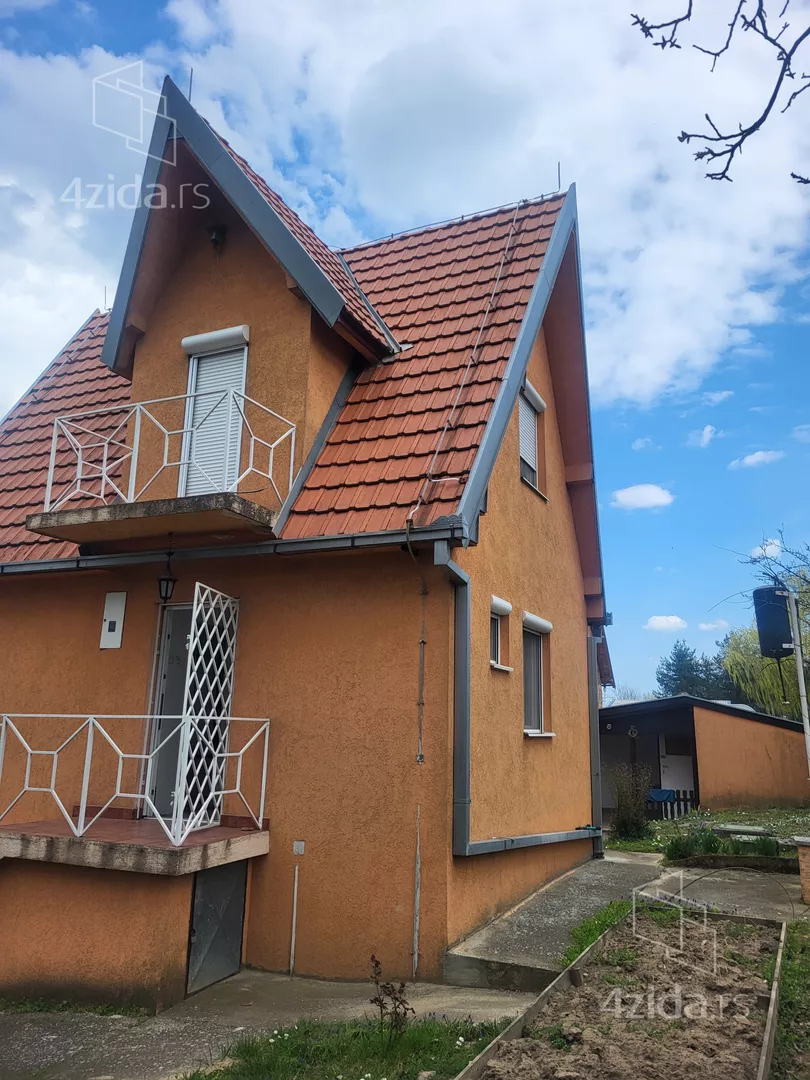 3-etažna kuća | 4zida