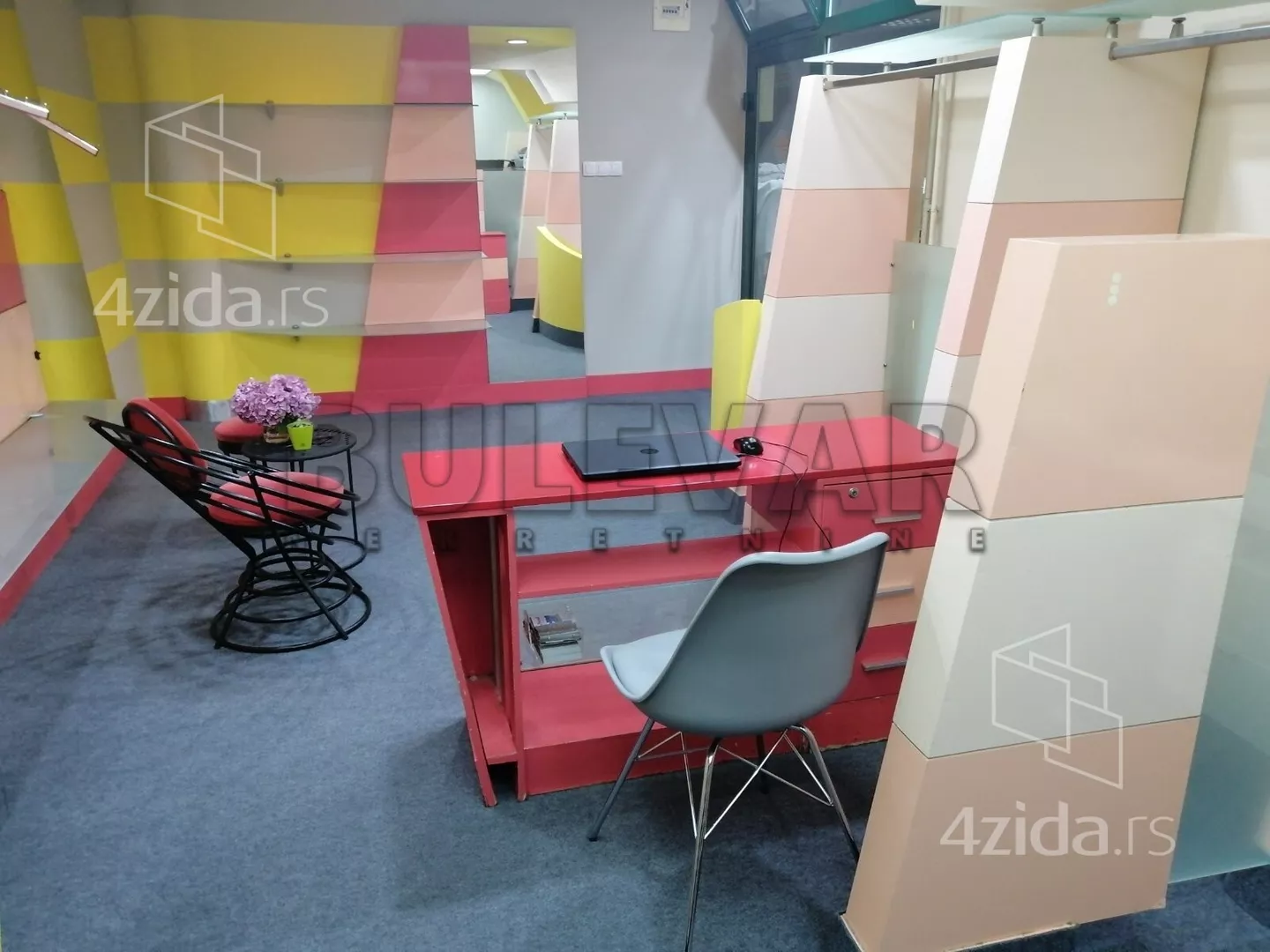 Lokal | 4zida
