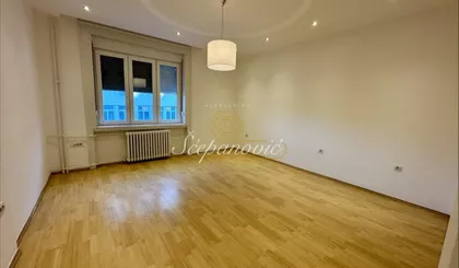 Stari Grad | 4zida.rs