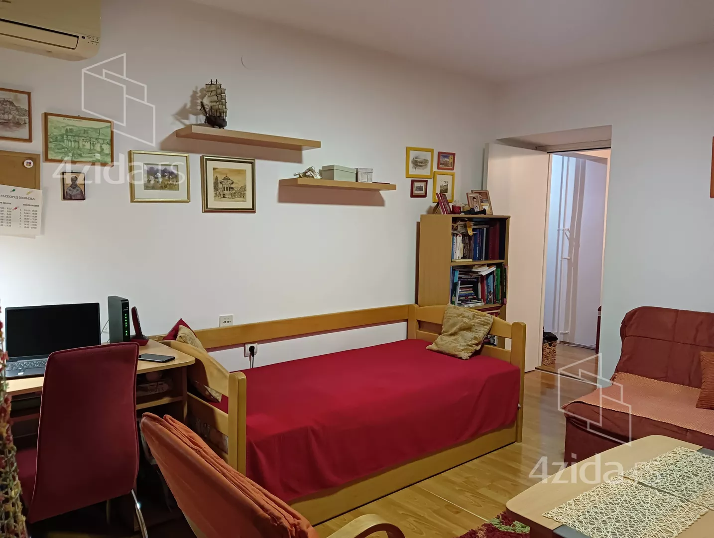 Jednoiposoban stan | 4zida