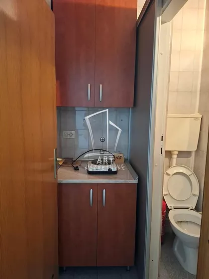 Ustanička | 4zida.rs
