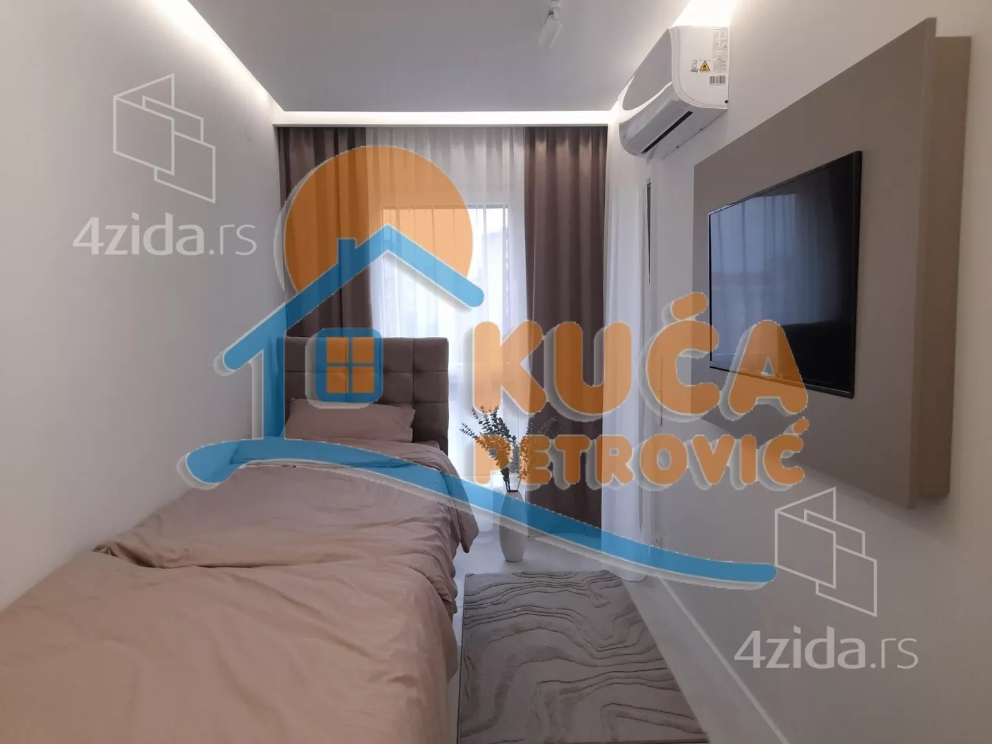 Dvoiposoban stan | 4zida