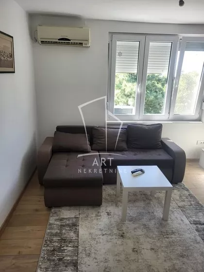 Dobanovačka | 4zida.rs