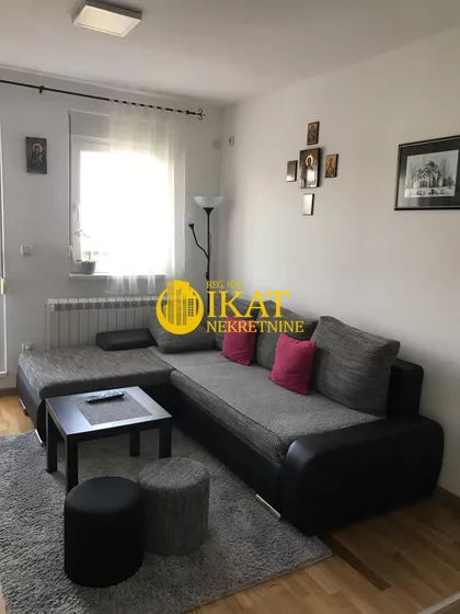 Vojvode Vlahovića | 4zida.rs