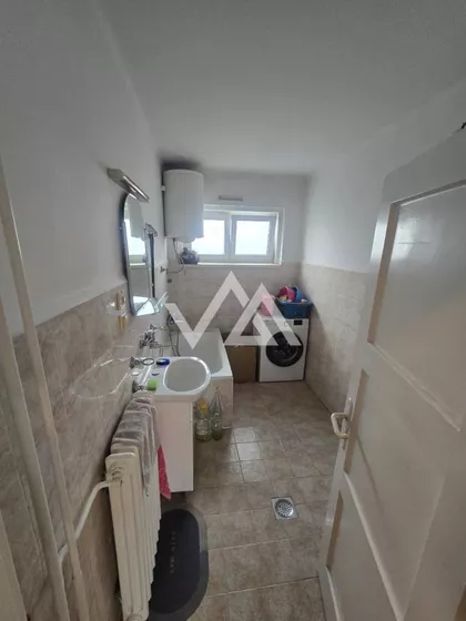 Luja Adamiča | 4zida.rs