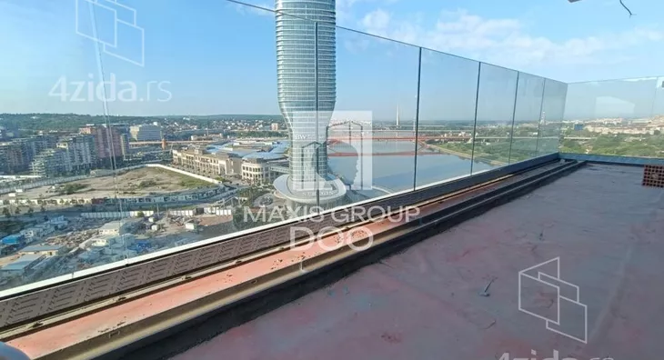 Četvoroiposoban stan | 4zida