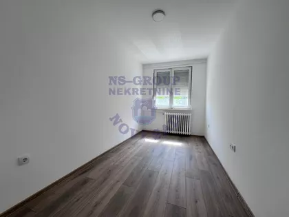 Satelitska Pijaca | 4zida.rs