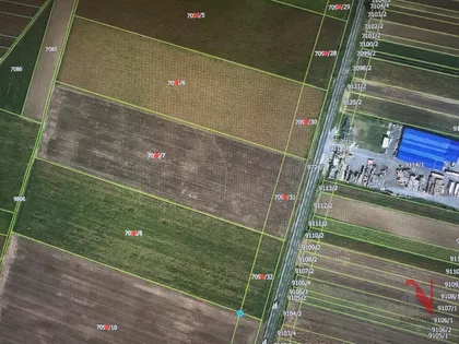 Okolne lokacije | 4zida.rs