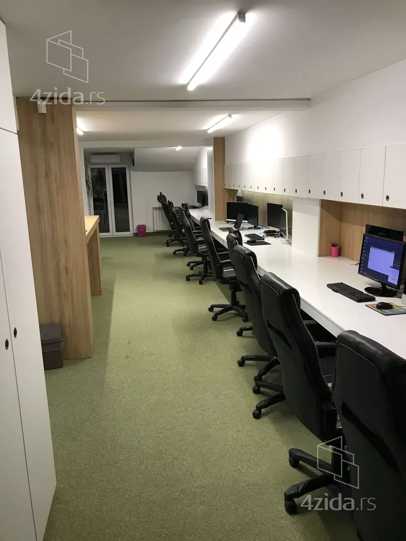 4-etažna kuća | 4zida