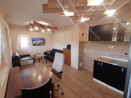 Sremska Kamenica | 4zida.rs