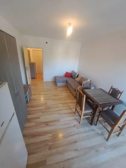 Njegoševa Bb | 4zida.rs