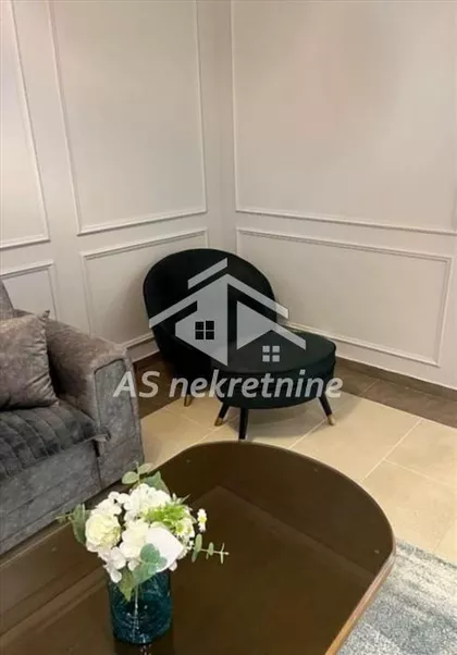 Stepa Stepanović | 4zida.rs