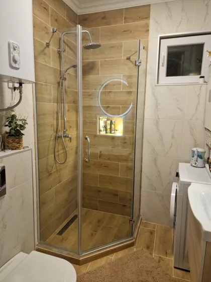 Šenoina 24A | 4zida.rs