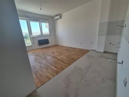 Surčin | 4zida.rs