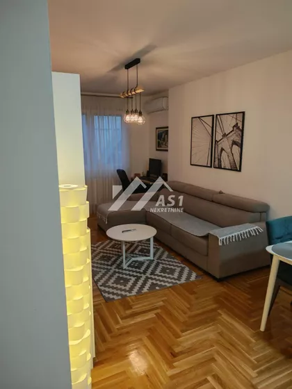 Branka Radičevića | 4zida.rs