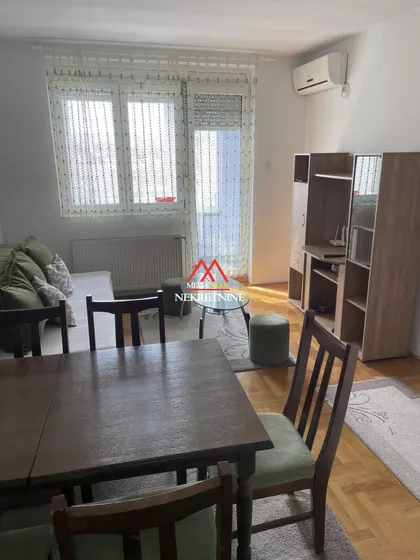 Bulevar Cara Lazara | 4zida.rs