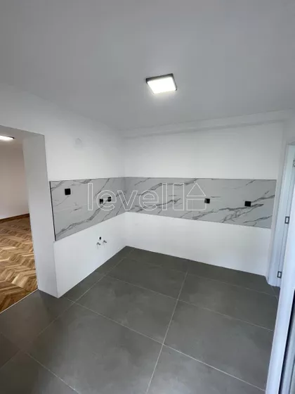 Cara Dušana | 4zida.rs