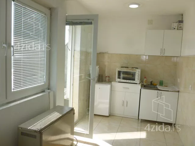 Garsonjera | 4zida