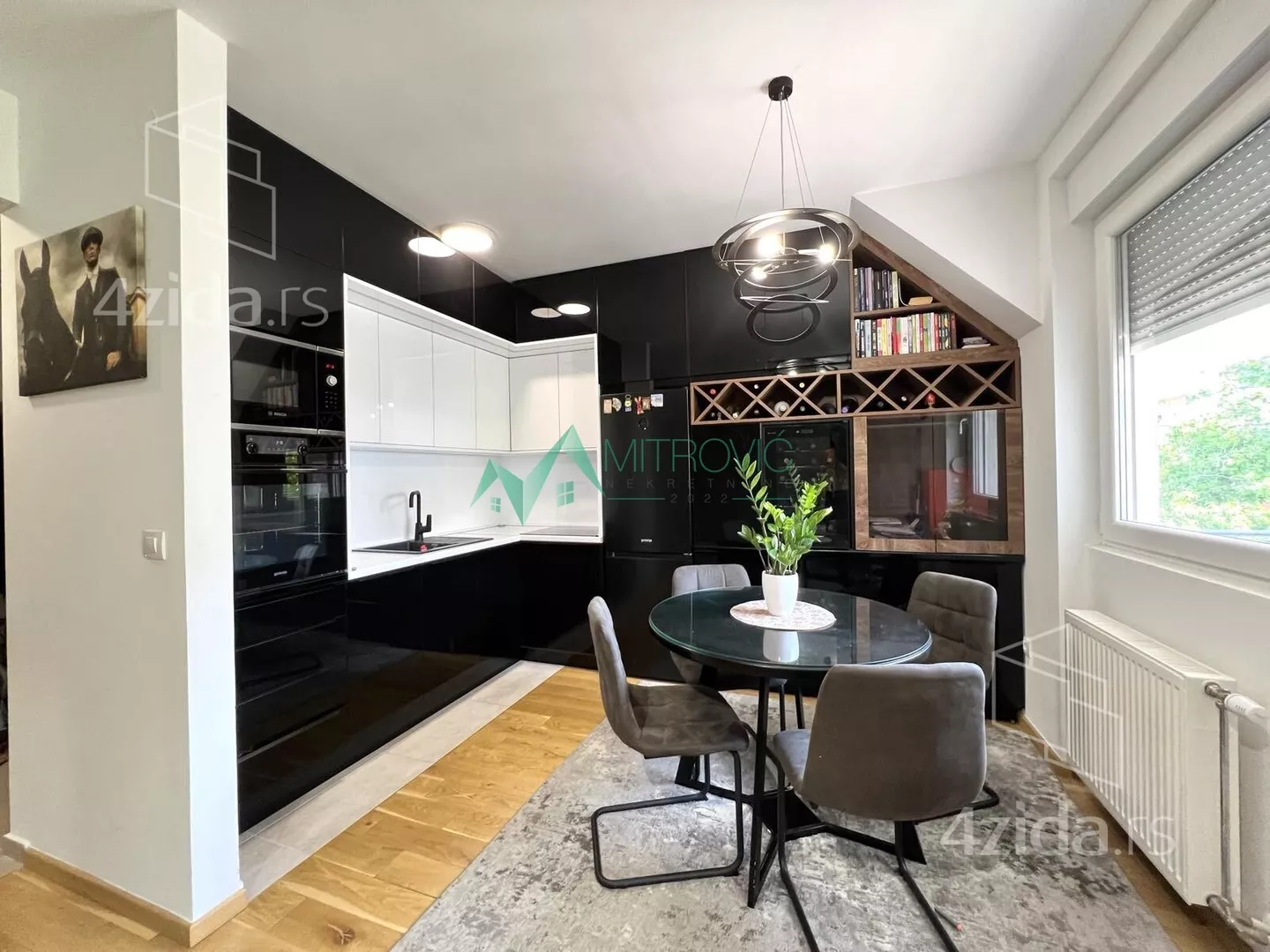 Četvorosoban stan | 4zida