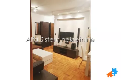 Crveni Krst Vračar | 4zida.rs