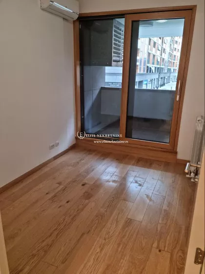 Tadije Sondermajera | 4zida.rs