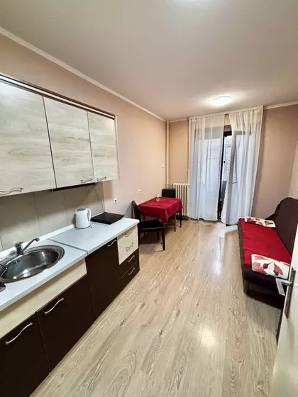 Radijalac | 4zida.rs