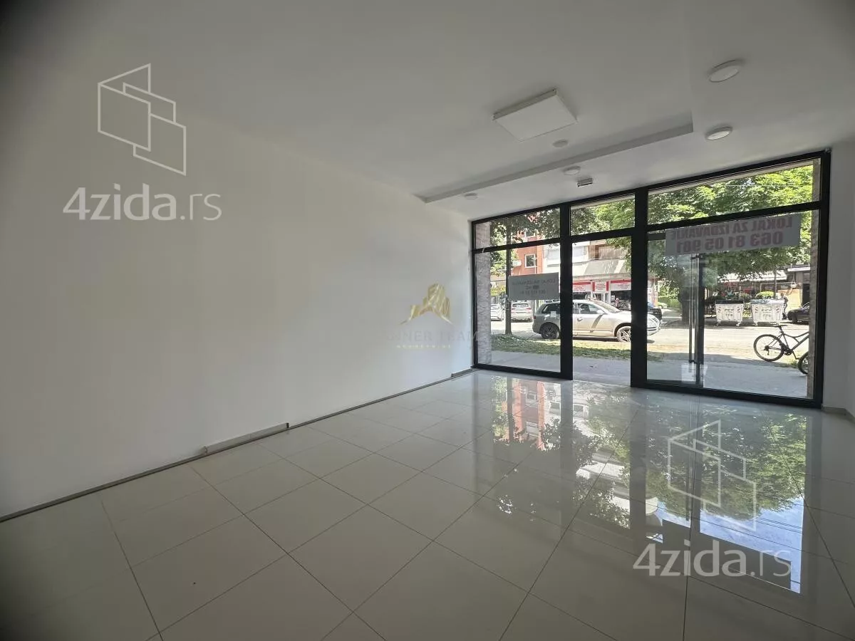Lokal | 4zida