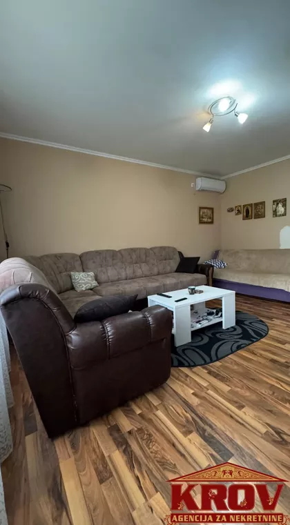 Slavonska 11/3 | 4zida.rs