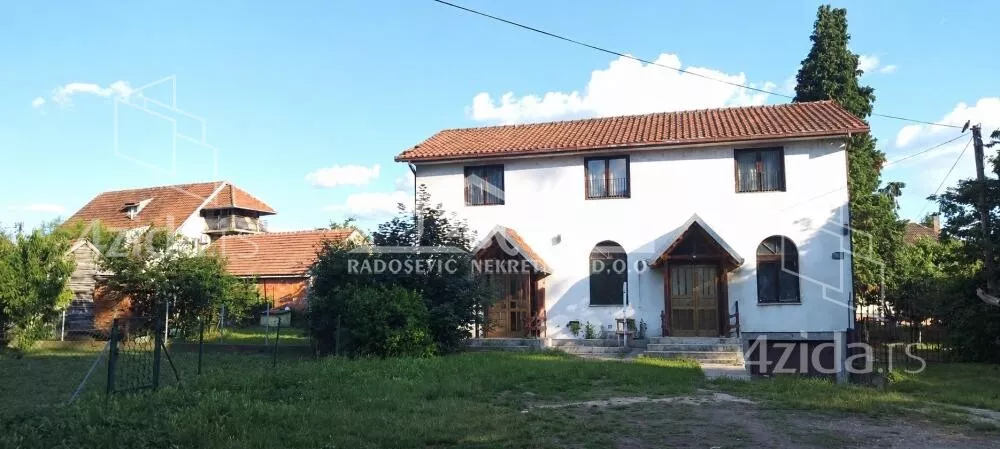 Kuća | 4zida