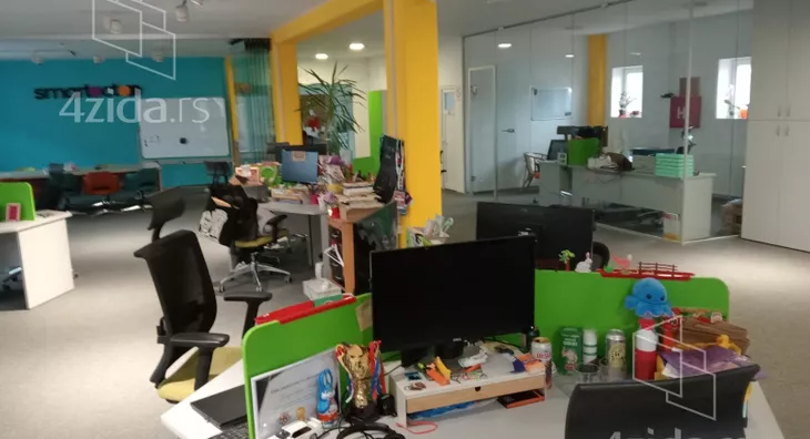 Poslovni prostor | 4zida
