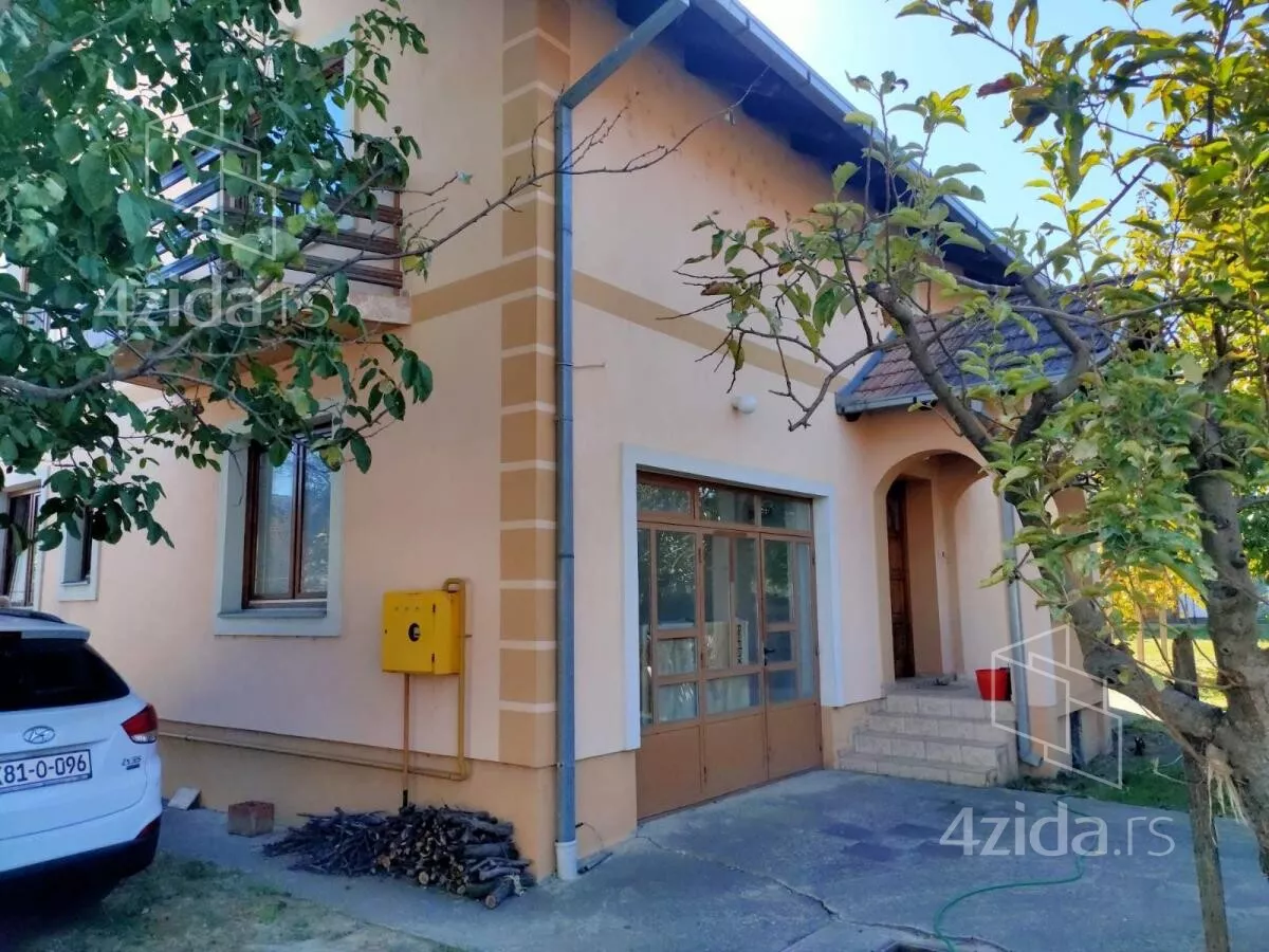 Kuća | 4zida