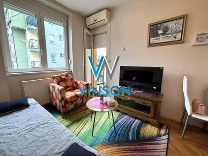 Vojvode Knićanina | 4zida.rs