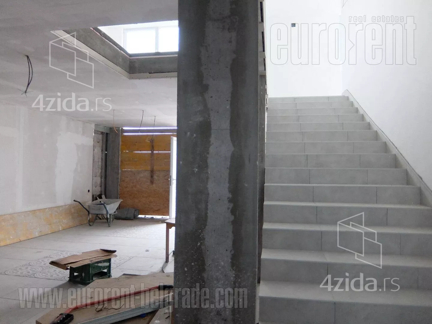 Poslovni prostor | 4zida