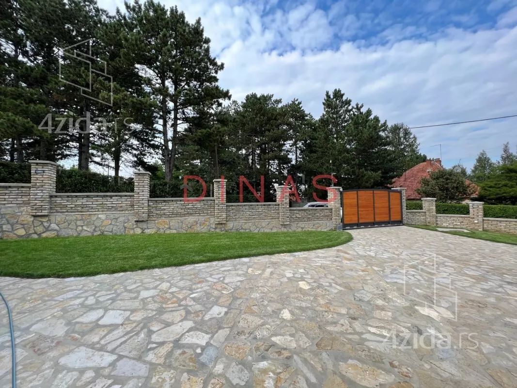 Kuća | 4zida